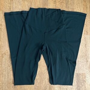 Aerie Offline real me flare leggings